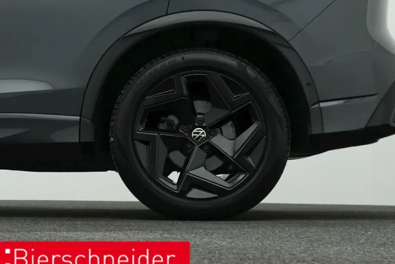 Volkswagen Tiguan din 2024 cu 13.080 km - oferta VOL116346 - foto 29