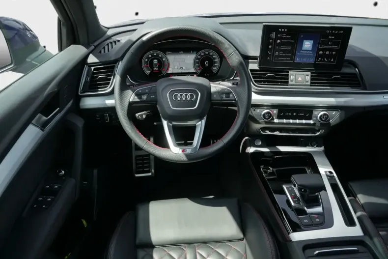 Audi Q5 din 2024 cu 6.700 km - oferta AUD116351 - foto 8