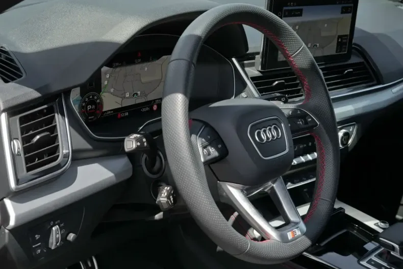 Audi Q5 din 2024 cu 6.700 km - oferta AUD116351 - foto 18