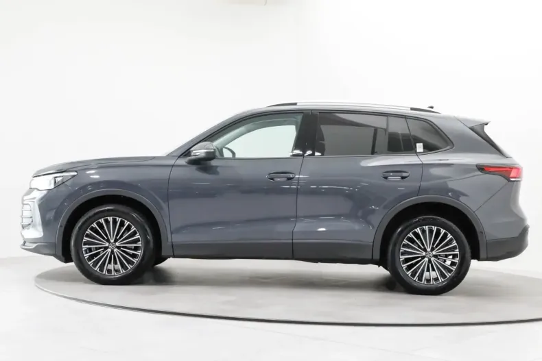 Volkswagen Tiguan din 2024 cu 37.372 km - oferta VOL116364 - foto 13