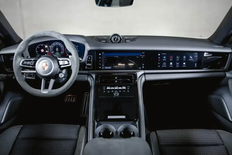 Porsche Panamera din 2025 cu 9.990 km - oferta POR116366 - foto 10