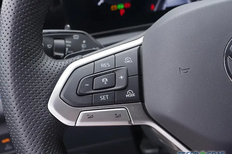 Volkswagen Tiguan din 2024 cu 74.750 km - oferta VOL116367 - foto 10