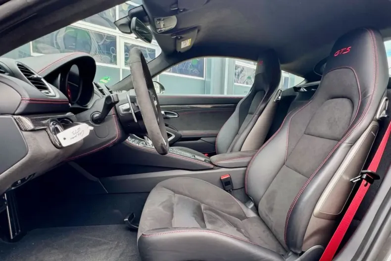 Porsche Cayman din 2023 cu 7.200 km - oferta POR116370 - foto 11