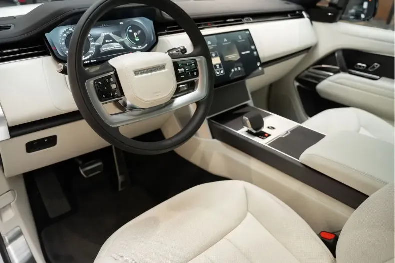 Land Rover Range Rover din 2025 cu 1.744 km - oferta LAN116374 - foto 13