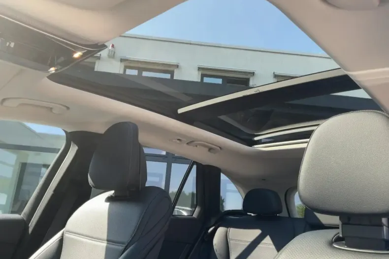 Mercedes-Benz GLC 200 din 2024 cu 60.850 km - oferta MER116378 - foto 13