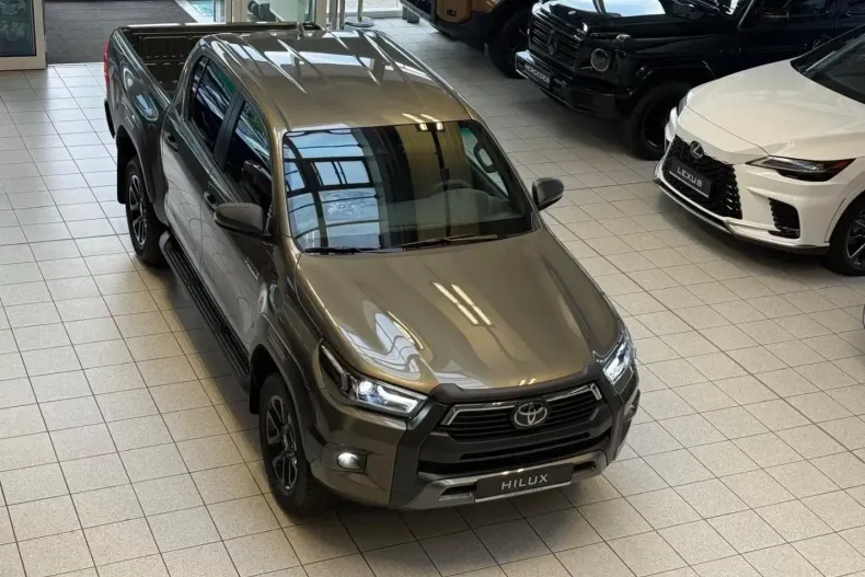 Toyota Hilux din 2025 cu 38 km - oferta TOY116383 - foto 1