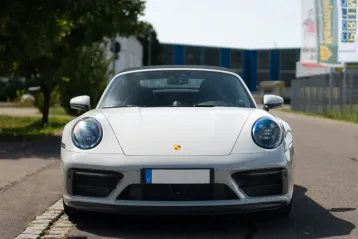 Porsche 992 din 2023 - oferta POR116384