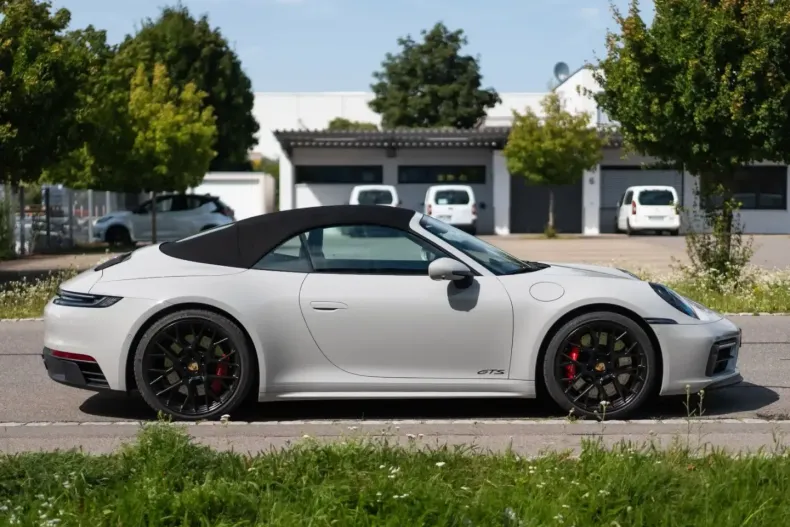 Porsche 992 din 2023 cu 24.400 km - oferta POR116384 - foto 3