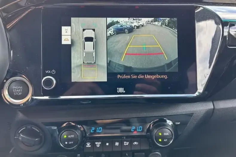 Toyota Hilux din 2025 cu 20 km - oferta TOY116386 - foto 4