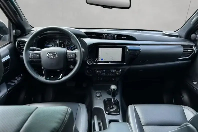 Toyota Hilux din 2025 cu 20 km - oferta TOY116386 - foto 6