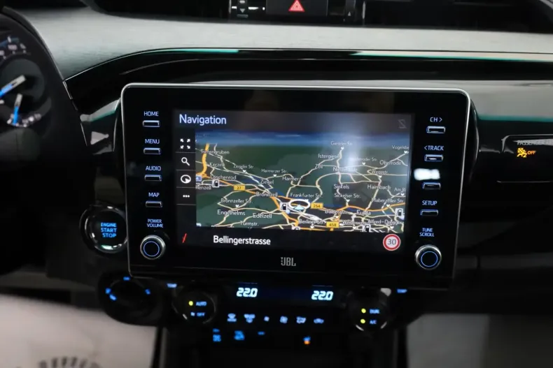 Toyota Hilux din 2024 cu 7.395 km - oferta TOY116388 - foto 12