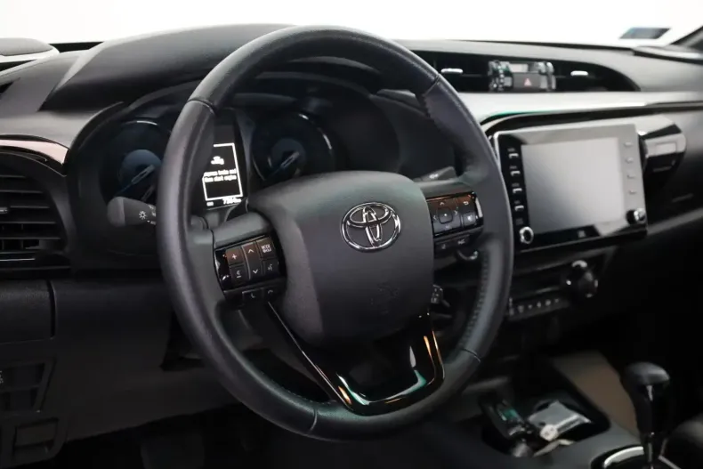 Toyota Hilux din 2024 cu 7.395 km - oferta TOY116388 - foto 13