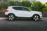 Volvo XC40 din 2023 cu 22.295 km - oferta VOL116390 - foto 6