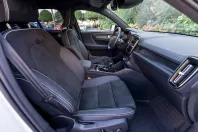 Volvo XC40 din 2023 cu 22.295 km - oferta VOL116390 - foto 17