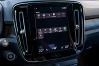 Volvo XC40 din 2023 cu 22.295 km - oferta VOL116390 - foto 22