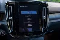 Volvo XC40 din 2023 cu 22.295 km - oferta VOL116390 - foto 24