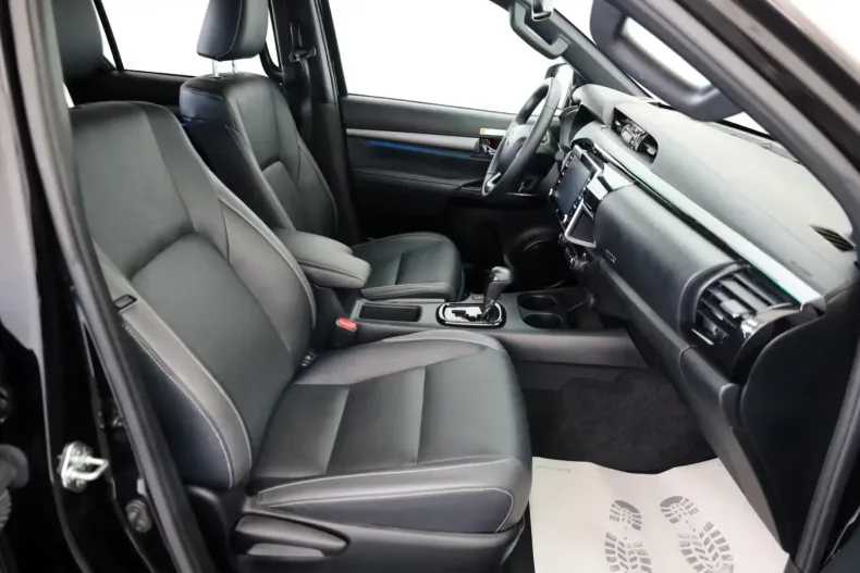 Toyota Hilux din 2023 cu 21.166 km - oferta TOY116393 - foto 6