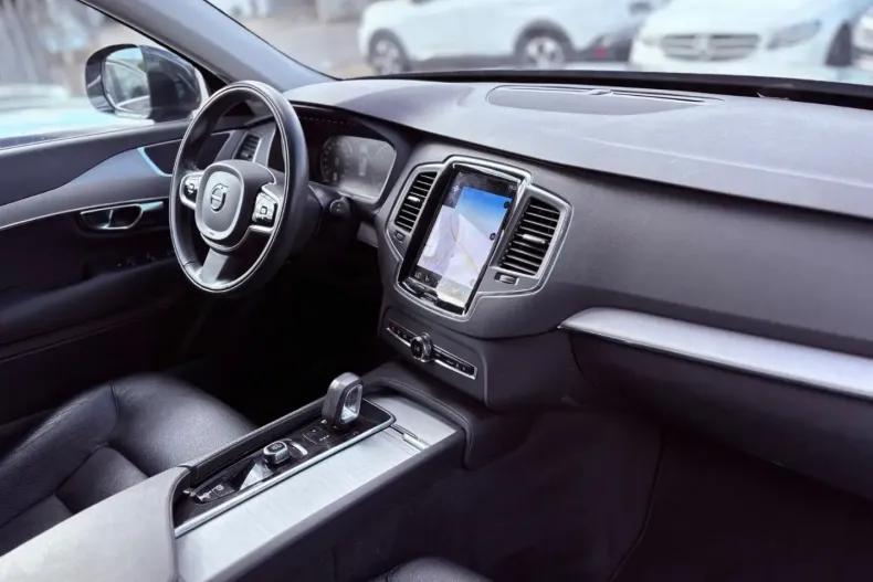 Volvo XC90 din 2021 cu 75.000 km - oferta VOL116395 - foto 5