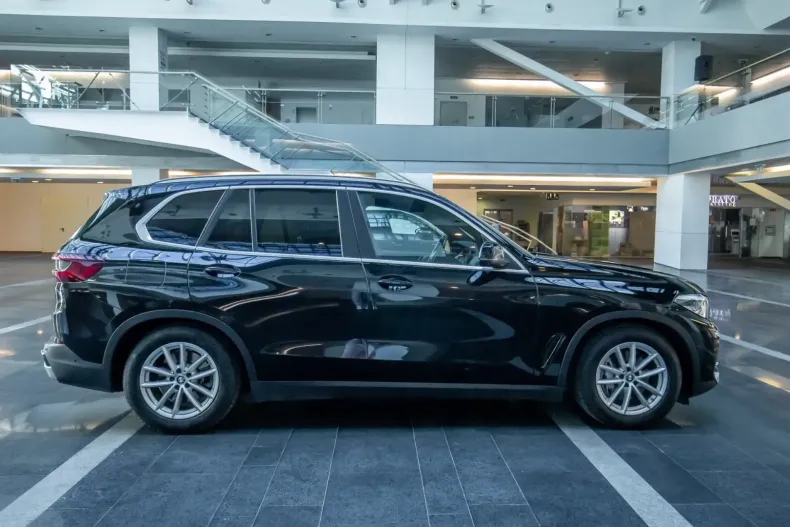 BMW X5 din 2025 cu 75.000 km - oferta BMW116396 - foto 6