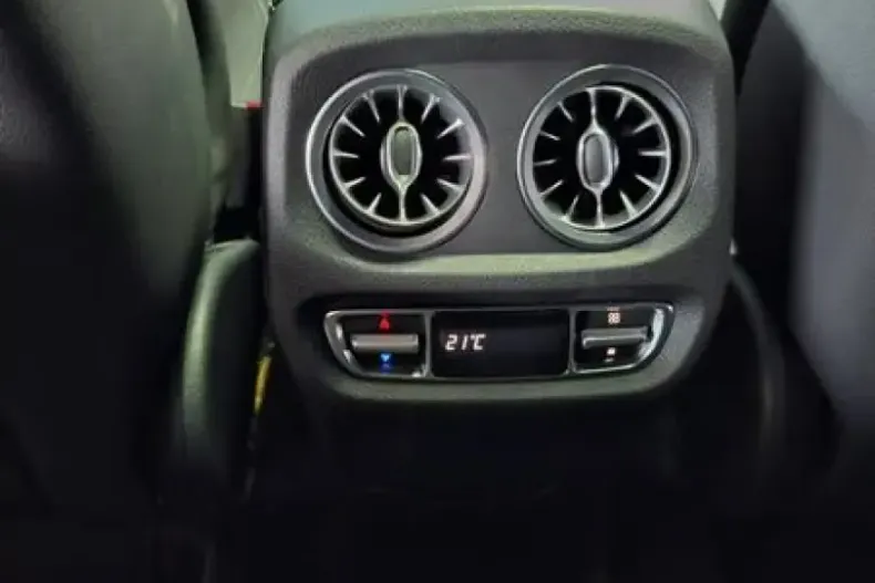 Mercedes-Benz C 63 AMG din 2022 cu 28.192 km - oferta MER116400 - foto 12