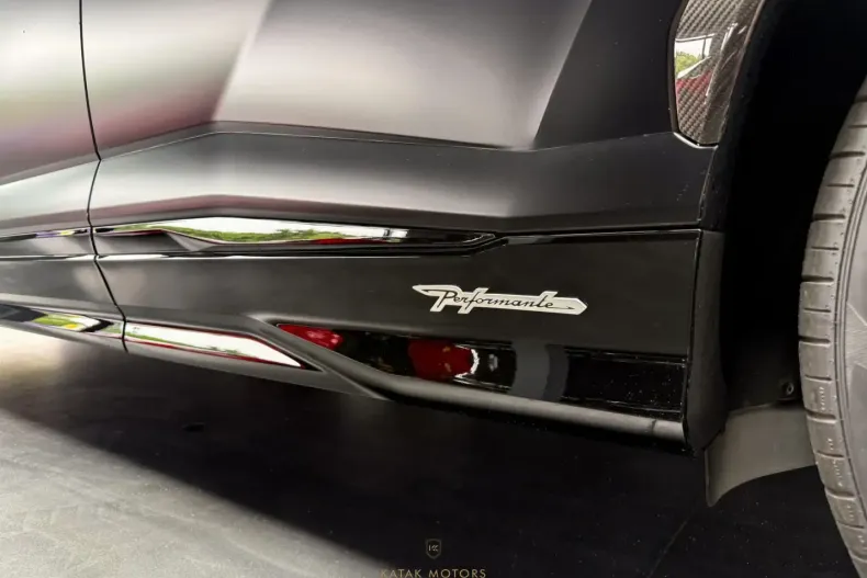 Lamborghini Urus din 2023 cu 18.626 km - oferta LAM116413 - foto 12