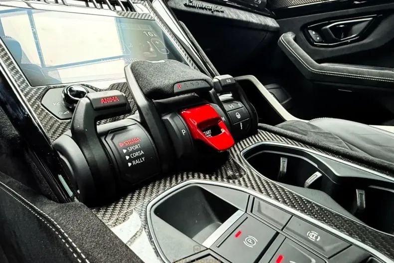 Lamborghini Urus din 2023 cu 18.626 km - oferta LAM116413 - foto 23