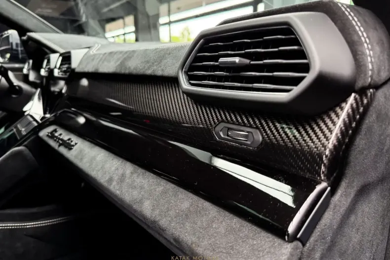 Lamborghini Urus din 2023 cu 18.626 km - oferta LAM116413 - foto 25