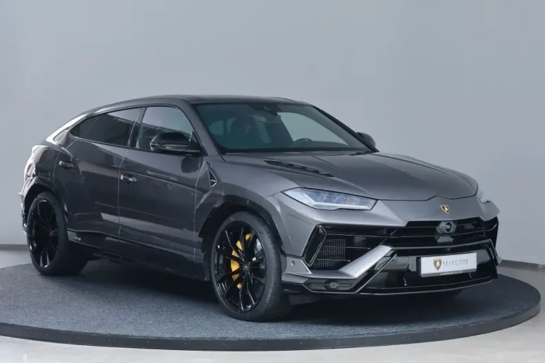 Lamborghini Urus din 2023 cu 24.500 km - oferta LAM116420 - foto 1