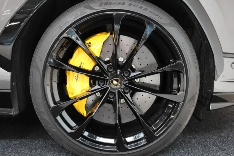 Lamborghini Urus din 2023 cu 24.500 km - oferta LAM116420 - foto 6