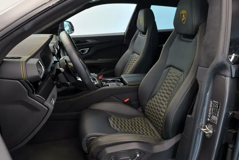 Lamborghini Urus din 2023 cu 24.500 km - oferta LAM116420 - foto 8