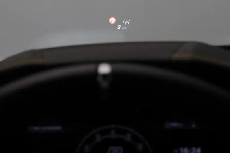 Lamborghini Urus din 2023 cu 24.500 km - oferta LAM116420 - foto 12