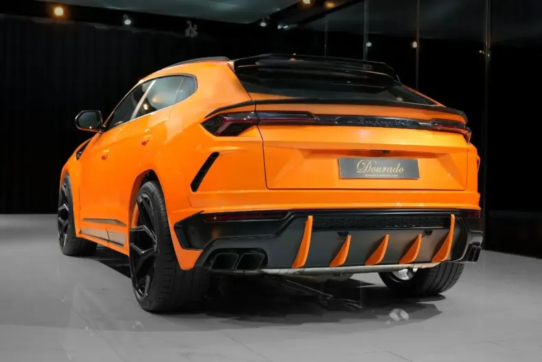 Lamborghini Urus din 2023 cu 4.015 km - oferta LAM116421 - foto 6