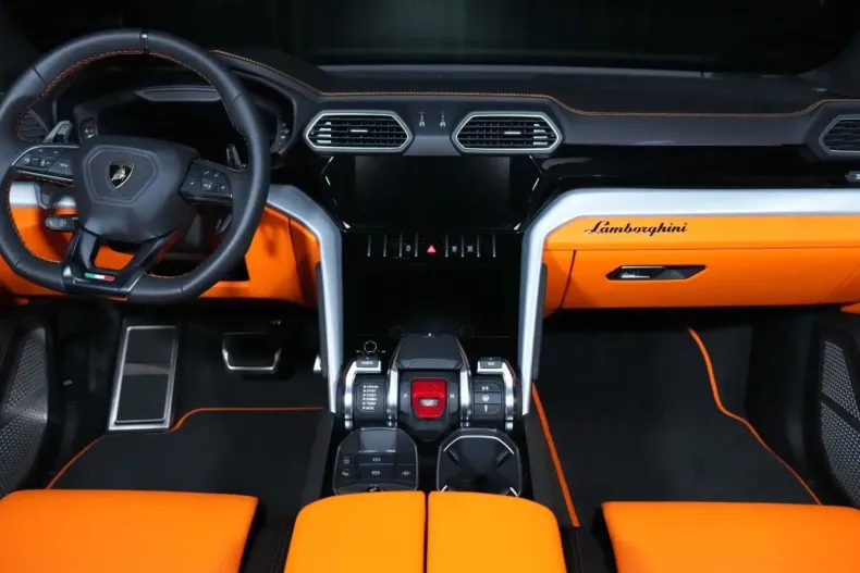 Lamborghini Urus din 2023 cu 4.015 km - oferta LAM116421 - foto 19