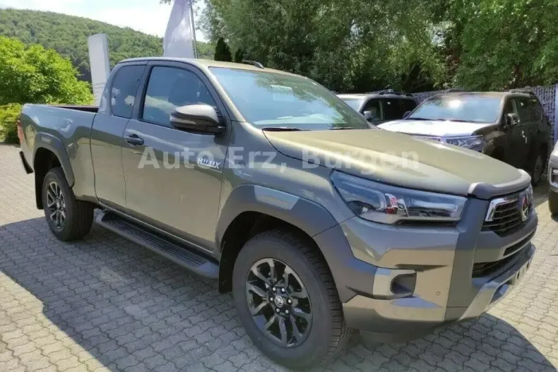 Toyota Hilux din 2025 cu 10 km - oferta TOY116424 - foto 2