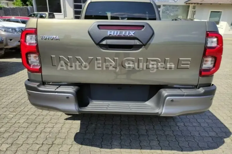 Toyota Hilux din 2025 cu 10 km - oferta TOY116424 - foto 3