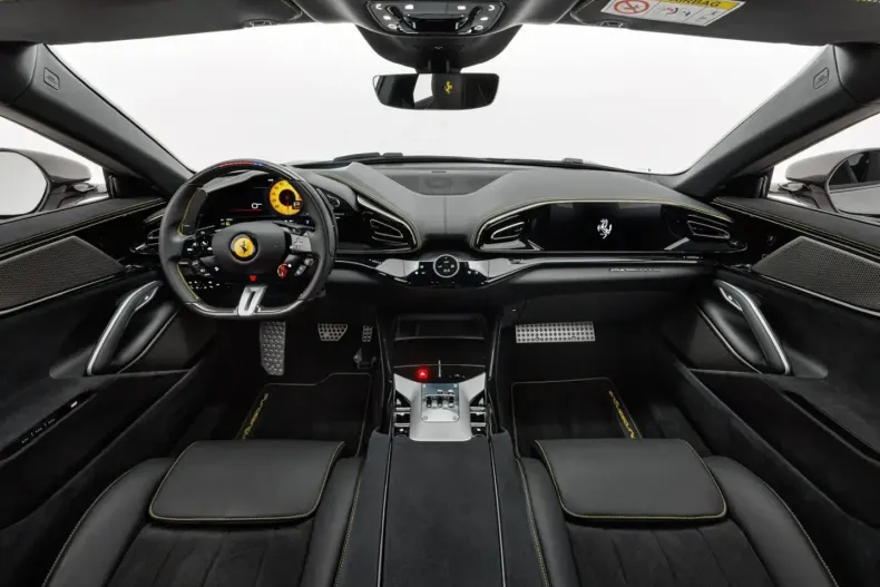 Ferrari Purosangue din 2024 cu 2.400 km - oferta FER116427 - foto 4