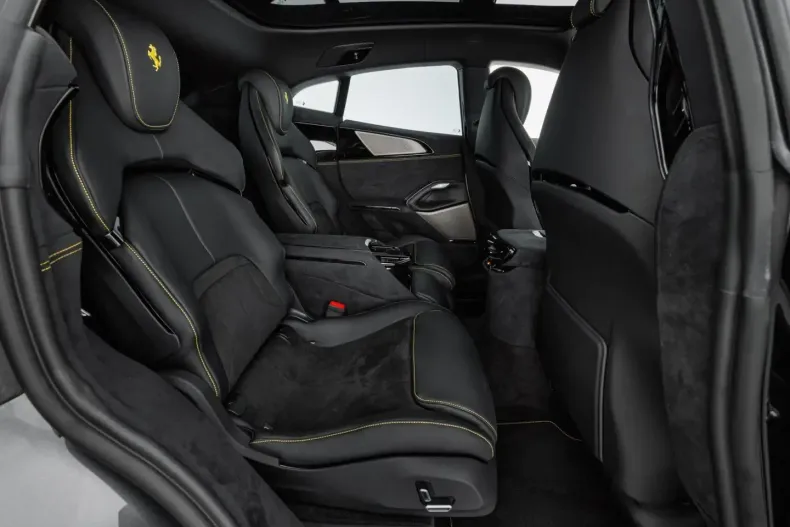 Ferrari Purosangue din 2024 cu 2.400 km - oferta FER116427 - foto 24