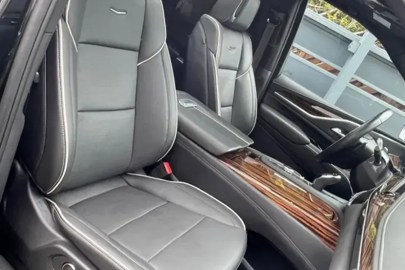 Cadillac Escalade din 2023 cu 66.800 km - oferta CAD116429 - foto 10