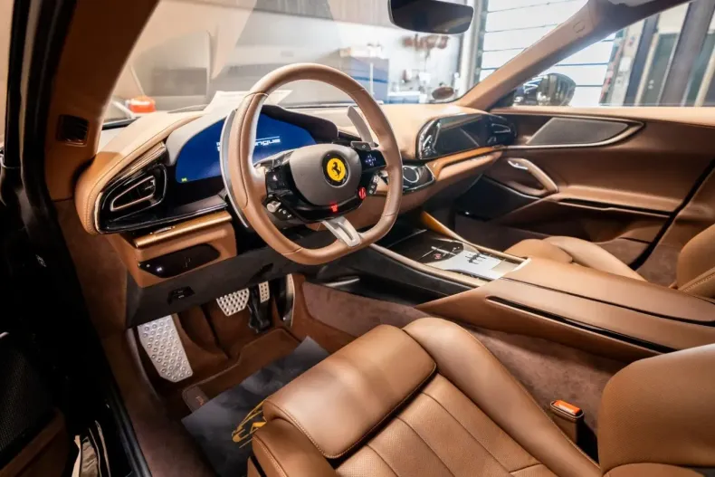 Ferrari Purosangue din 2024 cu 2.300 km - oferta FER116432 - foto 7