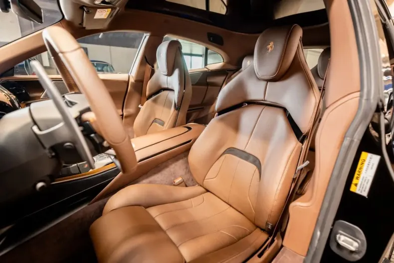 Ferrari Purosangue din 2024 cu 2.300 km - oferta FER116432 - foto 8