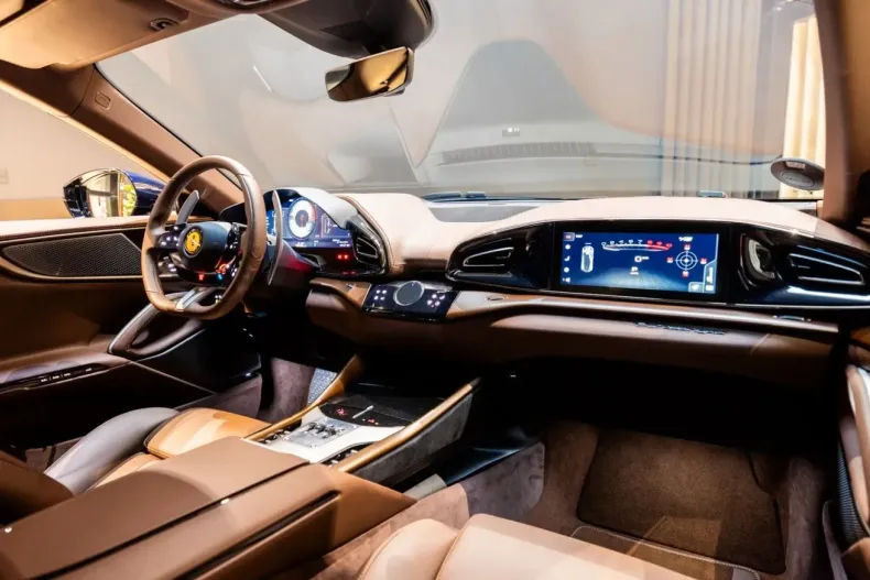 Ferrari Purosangue din 2024 cu 2.300 km - oferta FER116432 - foto 10