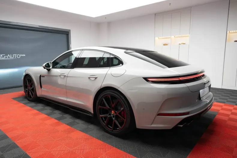 Porsche Panamera din 2024 cu 13.790 km - oferta POR116445 - foto 3