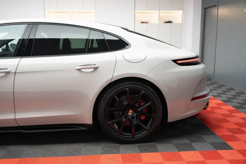 Porsche Panamera din 2024 cu 13.790 km - oferta POR116445 - foto 11