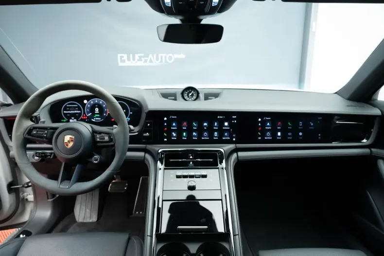 Porsche Panamera din 2024 cu 13.790 km - oferta POR116445 - foto 22