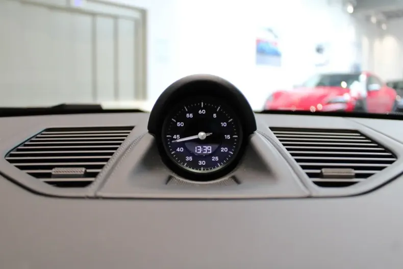 Porsche 911 din 2025 cu 2.670 km - oferta POR116454 - foto 14