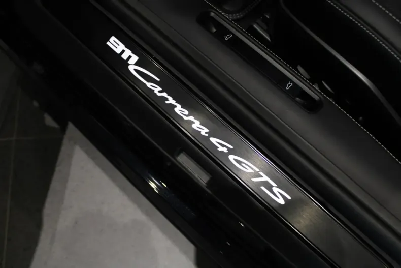 Porsche 911 din 2025 cu 2.670 km - oferta POR116454 - foto 20