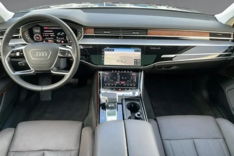 Audi A8 din 2023 cu 39.828 km - oferta AUD116456 - foto 9