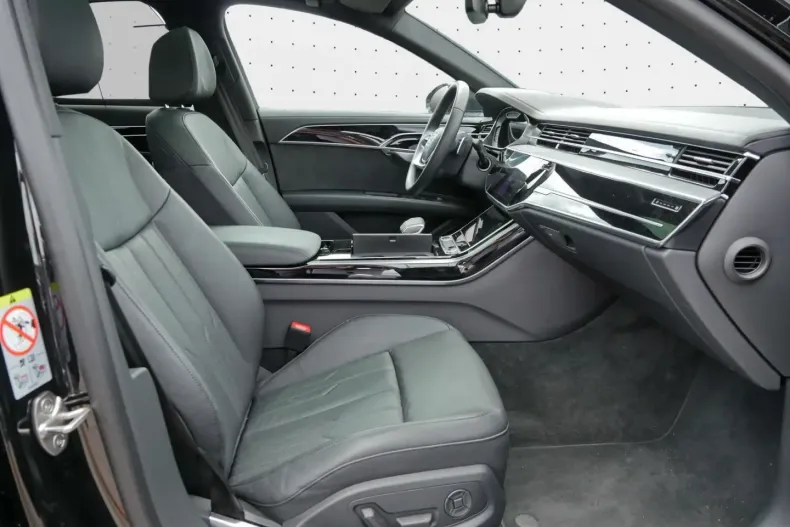 Audi A8 din 2024 cu 28.800 km - oferta AUD116457 - foto 2