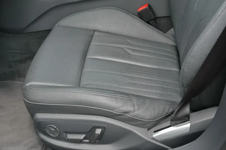 Audi A8 din 2024 cu 28.800 km - oferta AUD116457 - foto 20