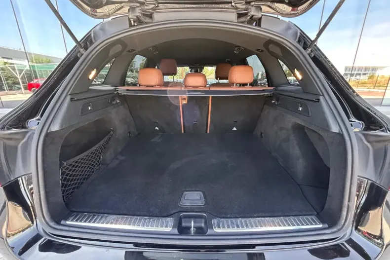 Mercedes-Benz GLC 200 din 2020 cu 86.494 km - oferta MER116460 - foto 29